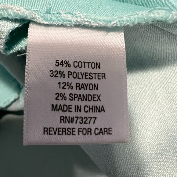 Croft & Barrow|Capris|Size 16P - Picture 3 of 8